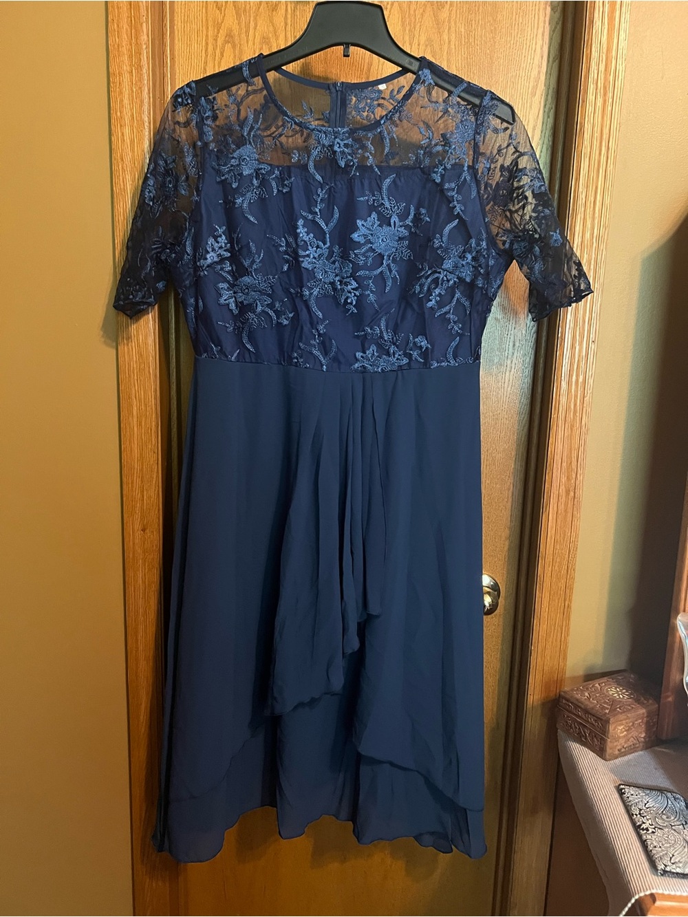 Elegant Navy Lace Overlay Midi Dress